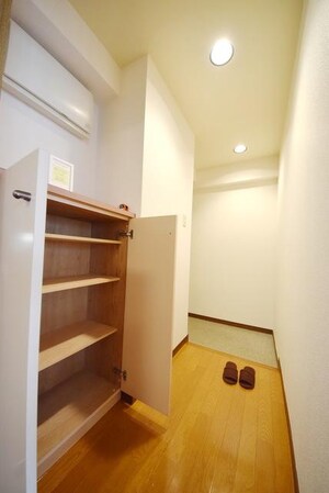 コモード寺山の物件内観写真